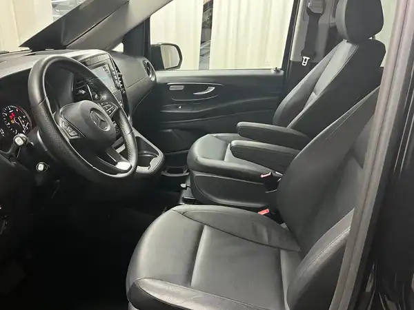 MERCEDES-BENZ Vito Tourer 124 CDI 4x4 (7/22)