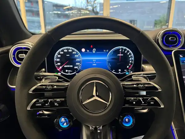 MERCEDES-BENZ GLC 63 S AMG E COUP (17/32)