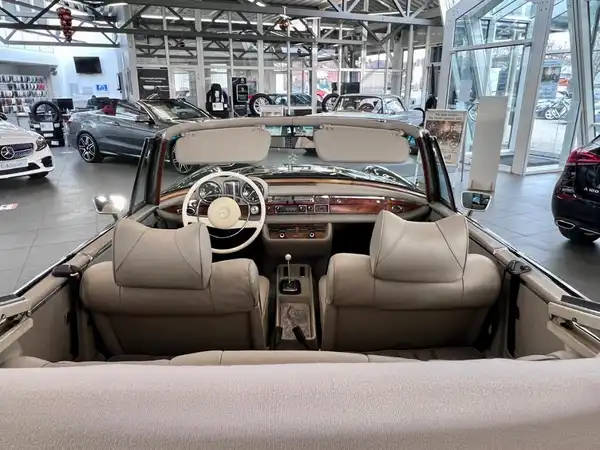 MERCEDES-BENZ 280 SE CABRIOLET (W111) (16/20)