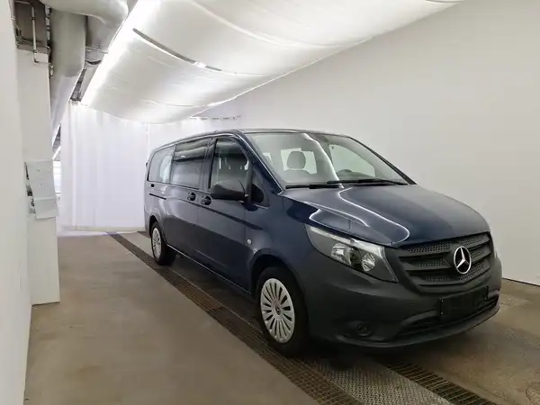 MERCEDES-BENZ Vito 114 CDI Tourer XL (18/30)