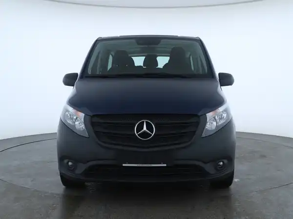 MERCEDES-BENZ Vito Tourer (2/30)