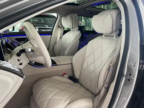 MERCEDES-BENZ S 680 MAYBACH (16/31)