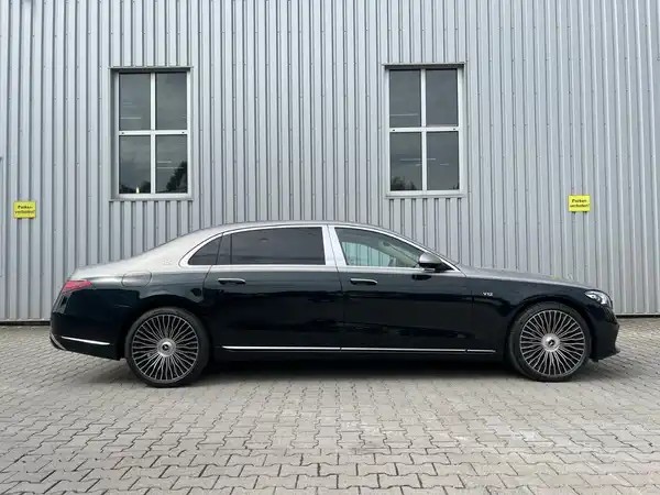 MERCEDES-BENZ S 680 MAYBACH (4/31)