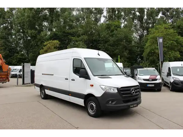 MERCEDES-BENZ SPRINTER 317 CDI (4/17)