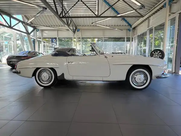 MERCEDES-BENZ 190 SL OLDTIMER (11/30)