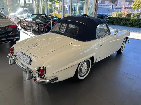 MERCEDES-BENZ 190 SL OLDTIMER (4/30)