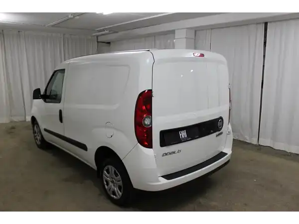 FIAT DOBLO 1.6 SX (6/15)