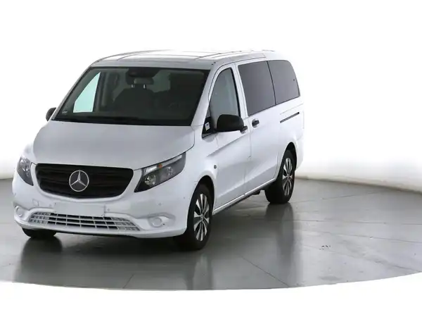 MERCEDES-BENZ Vito 114 CDI Tourer (3/10)