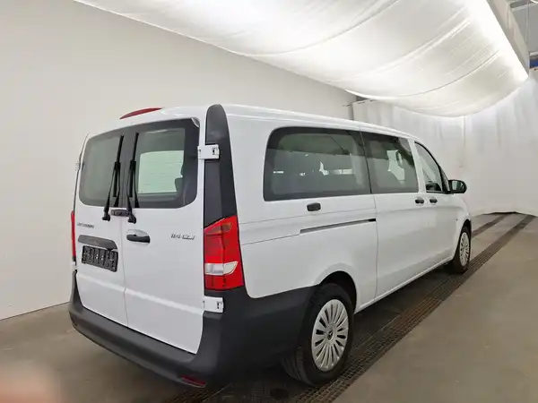 MERCEDES-BENZ Vito Tourer (4/15)