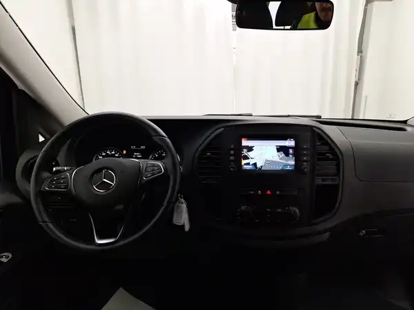 MERCEDES-BENZ Vito Tourer extralang L3 (11/15)