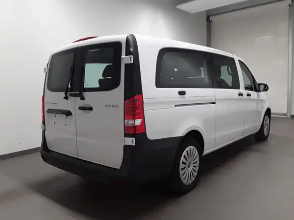 MERCEDES-BENZ Vito Tourer Extralang (4/15)