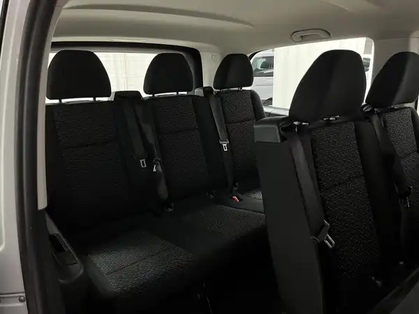 MERCEDES-BENZ VITO 114 TOURER PRO (16/18)