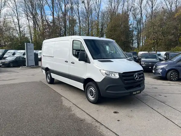 MERCEDES-BENZ SPRINTER 317 CDI (4/16)