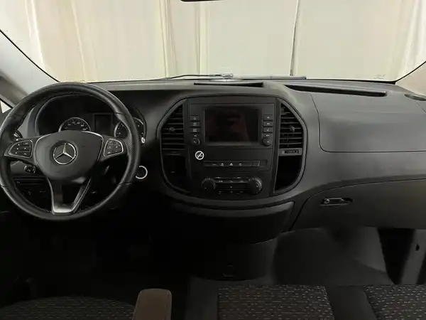 MERCEDES-BENZ VITO 116 TOURER PRO XL (16/18)