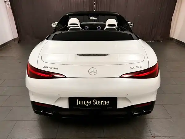 MERCEDES-BENZ AMG SL 63 4M+ (5/26)