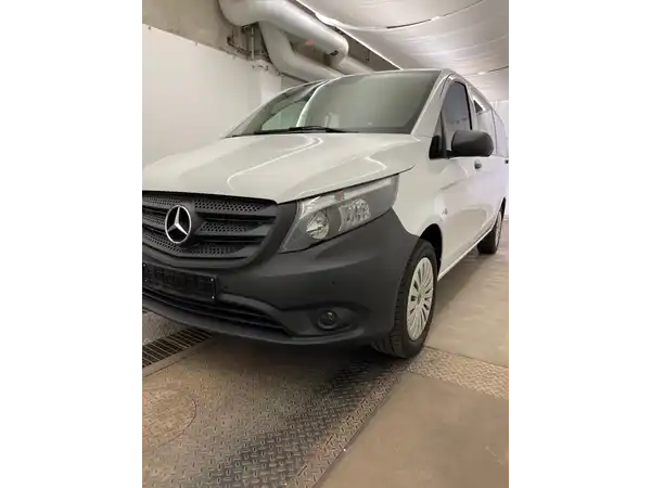 MERCEDES-BENZ Vito Tourer 114 XL (2/30)