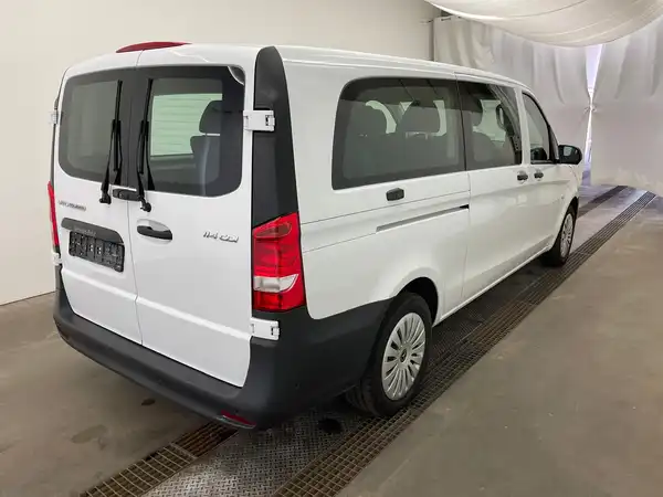 MERCEDES-BENZ Vito Tourer 114 XL (13/30)