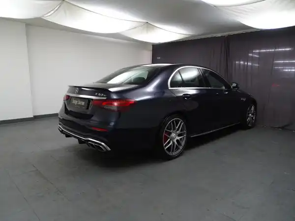 MERCEDES-BENZ E 63 S 4M+ (5/22)