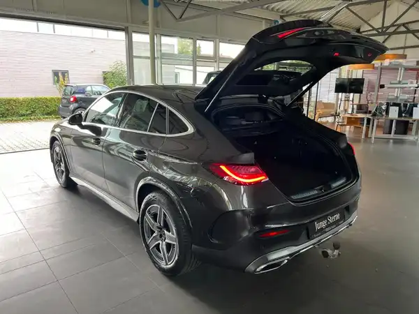 MERCEDES-BENZ GLC 300 4M COUP (7/29)