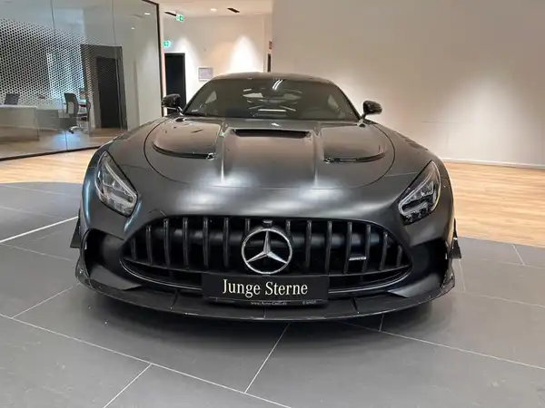 MERCEDES-BENZ AMG GT BLACK SERIES (2/19)