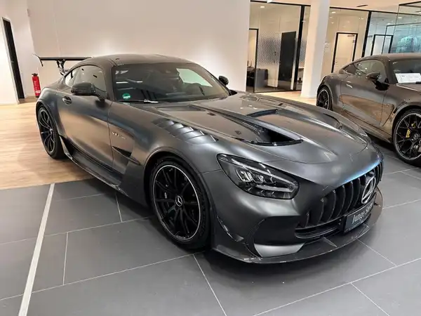 MERCEDES-BENZ AMG GT BLACK SERIES (3/19)