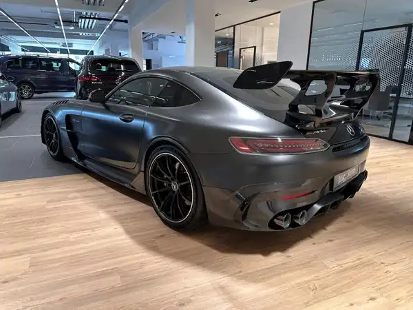 MERCEDES-BENZ AMG GT BLACK SERIES (6/19)