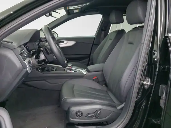 AUDI A4 Avant advanced 35 TFSI 5JGar Kamera App Business (8/22)