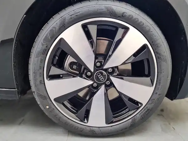 AUDI A5 Avant TDI qu (15/18)