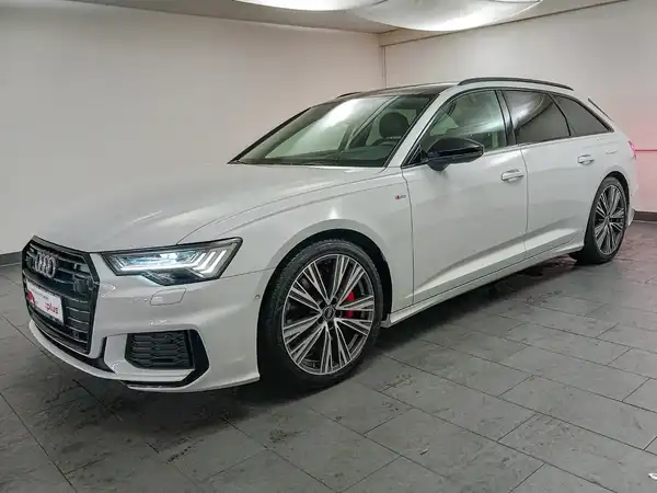 AUDI A6 Avant TFSI e 55 TFSI e quattro sport Pano HUD MTRX (2/19)