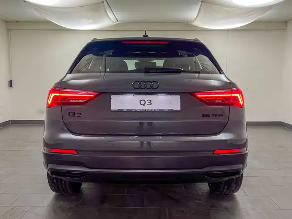 AUDI Q3 advanced 35 TFSI (6/18)