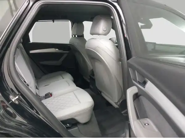 AUDI SQ5 3.0 TDI qu. Business Navi+ Virtual Kamera Connect (14/17)