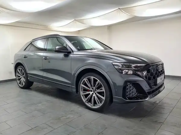 AUDI Q8 SUV 50 TDI quattro (4/17)