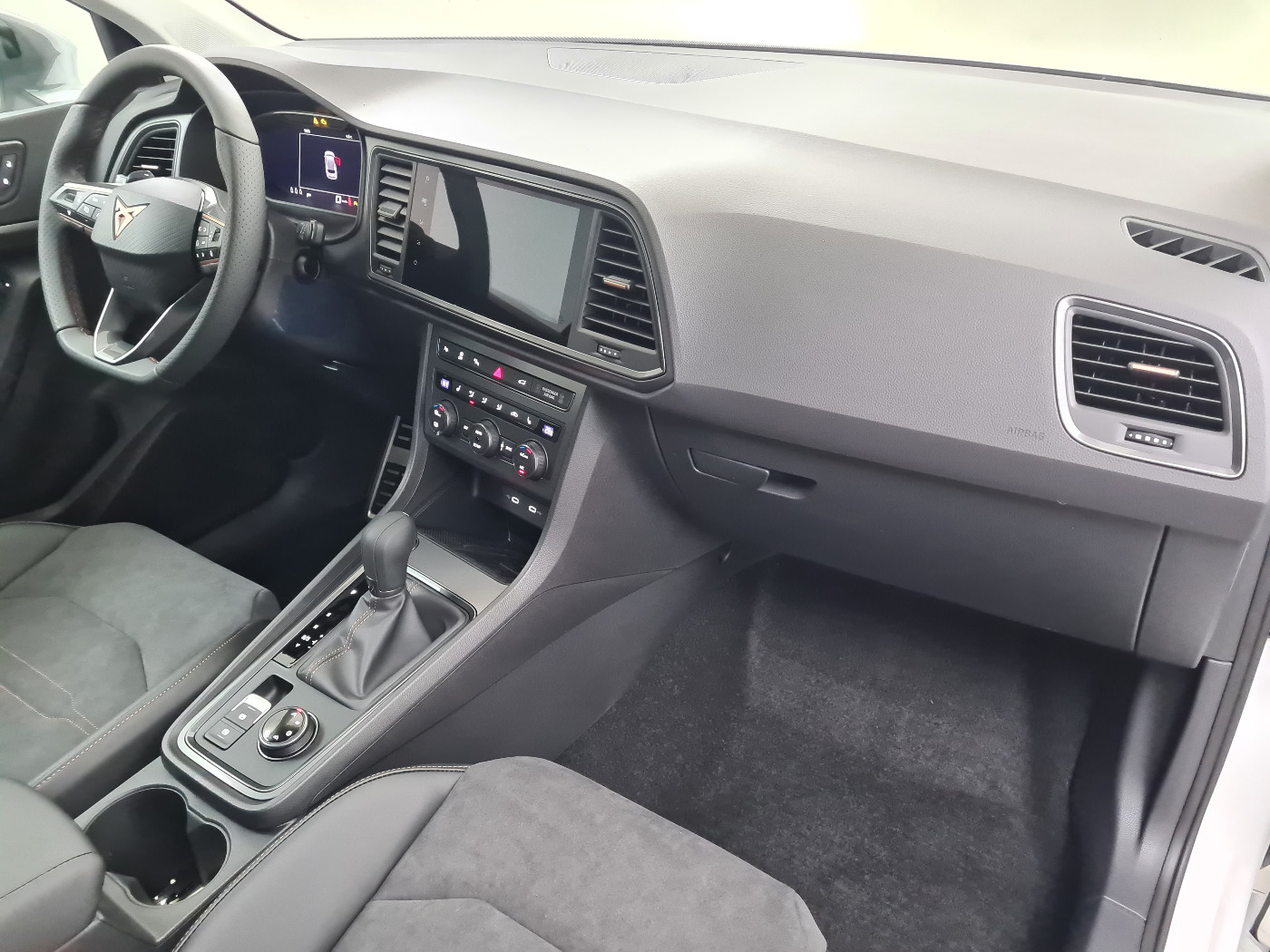 CUPRA Ateca TSI 4-Drive 140 KW (17/17)