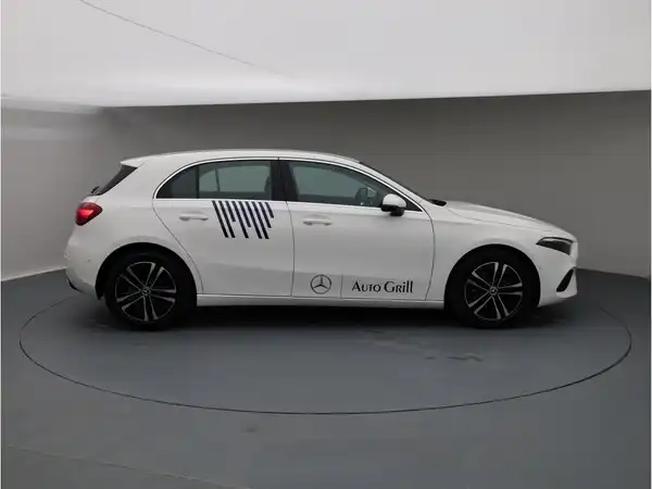 MERCEDES-BENZ A 180 (7/21)