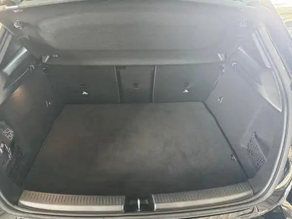 MERCEDES-BENZ A 35 4M AMG (11/18)