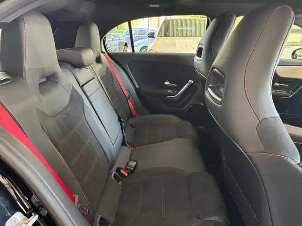 MERCEDES-BENZ A 35 4M AMG (12/18)