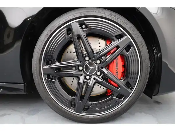 MERCEDES-BENZ A 45 S 4M+ (26/26)