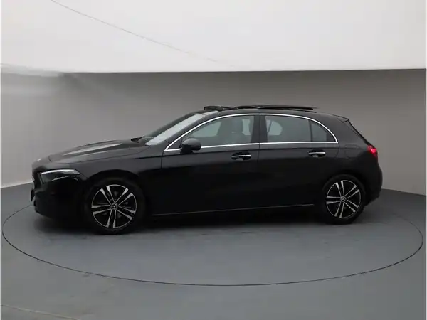 MERCEDES-BENZ A 180 (3/10)