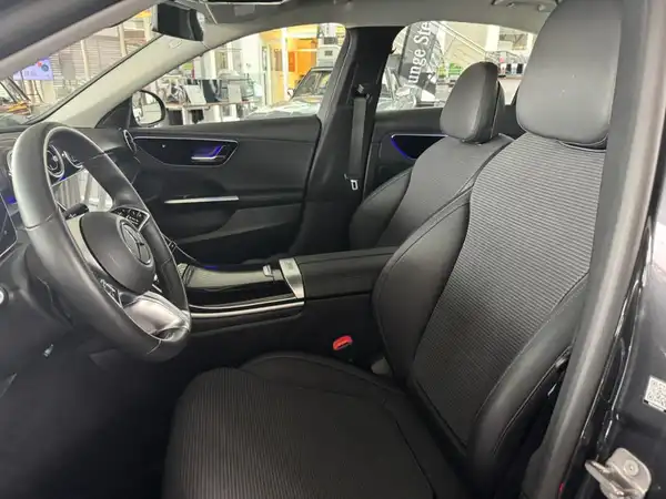 MERCEDES-BENZ C 200 d (8/10)