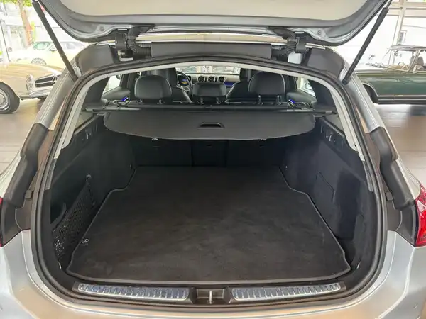 MERCEDES-BENZ C 220 d 4MATIC T-Modell (12/20)