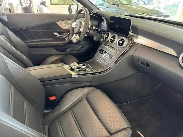 MERCEDES-BENZ C 63 S AMG Cabrio (26/31)
