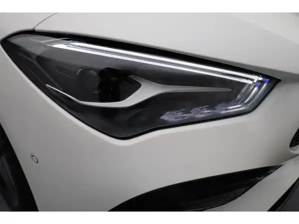 MERCEDES-BENZ CLA 200 SB (23/23)