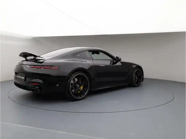 MERCEDES-BENZ AMG GT 63 4MATIC+ (6/23)