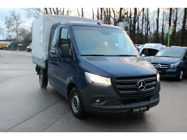 MERCEDES-BENZ Sprinter 215 CDI (4/21)