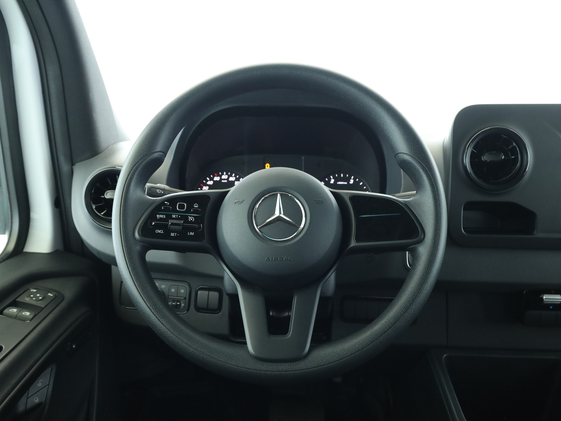 MERCEDES-BENZ Sprinter (15/30)