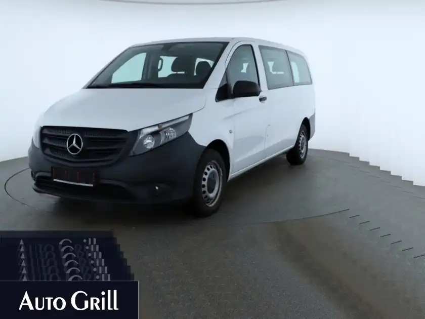 MERCEDES-BENZ Vito Tourer (1/17)