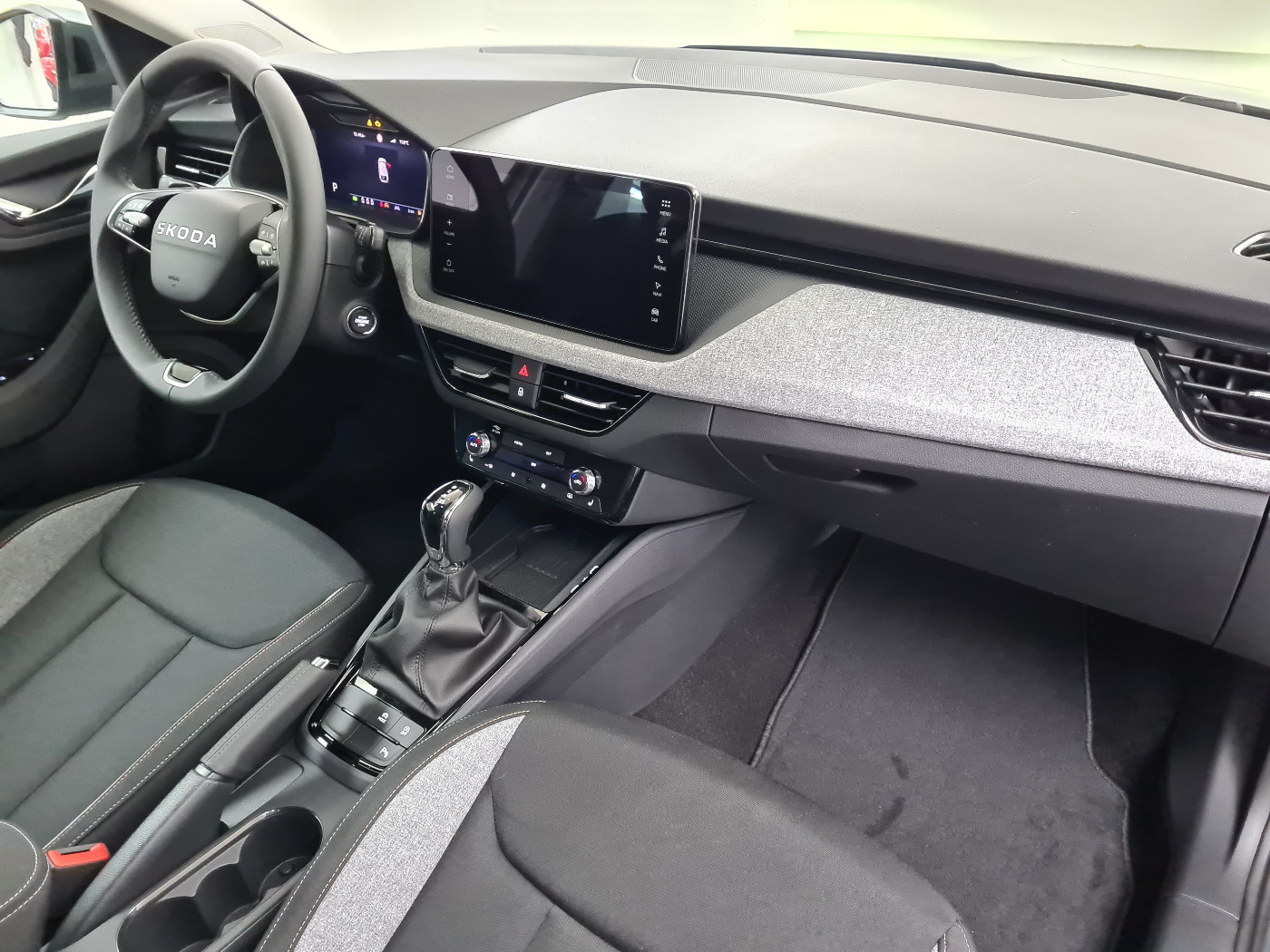 ŠKODA Scala 1.0 TSI Selection (16/16)