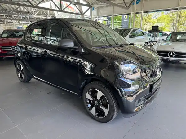 SMART smart EQ forfour (6/11)