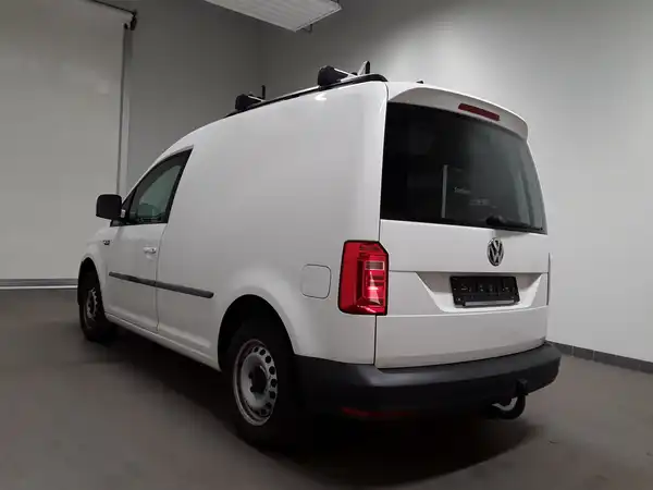 VW Caddy 2.0 TDI (6/16)