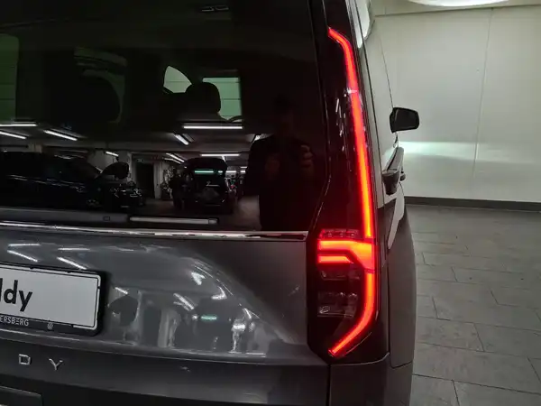 VW Caddy Style 1.5 TSI (13/15)